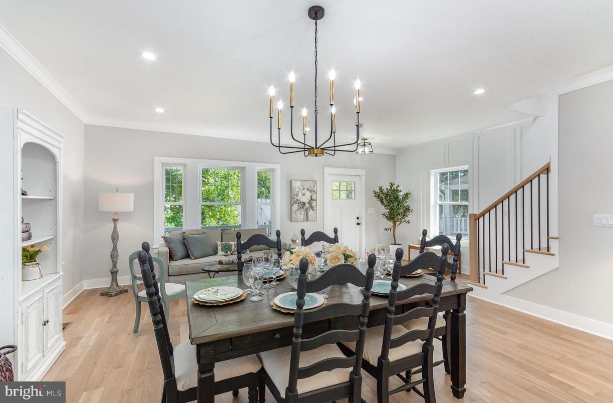 Dining room, Interior, Pendant Lights, Recessed Lighting, Wood Texture Flooring