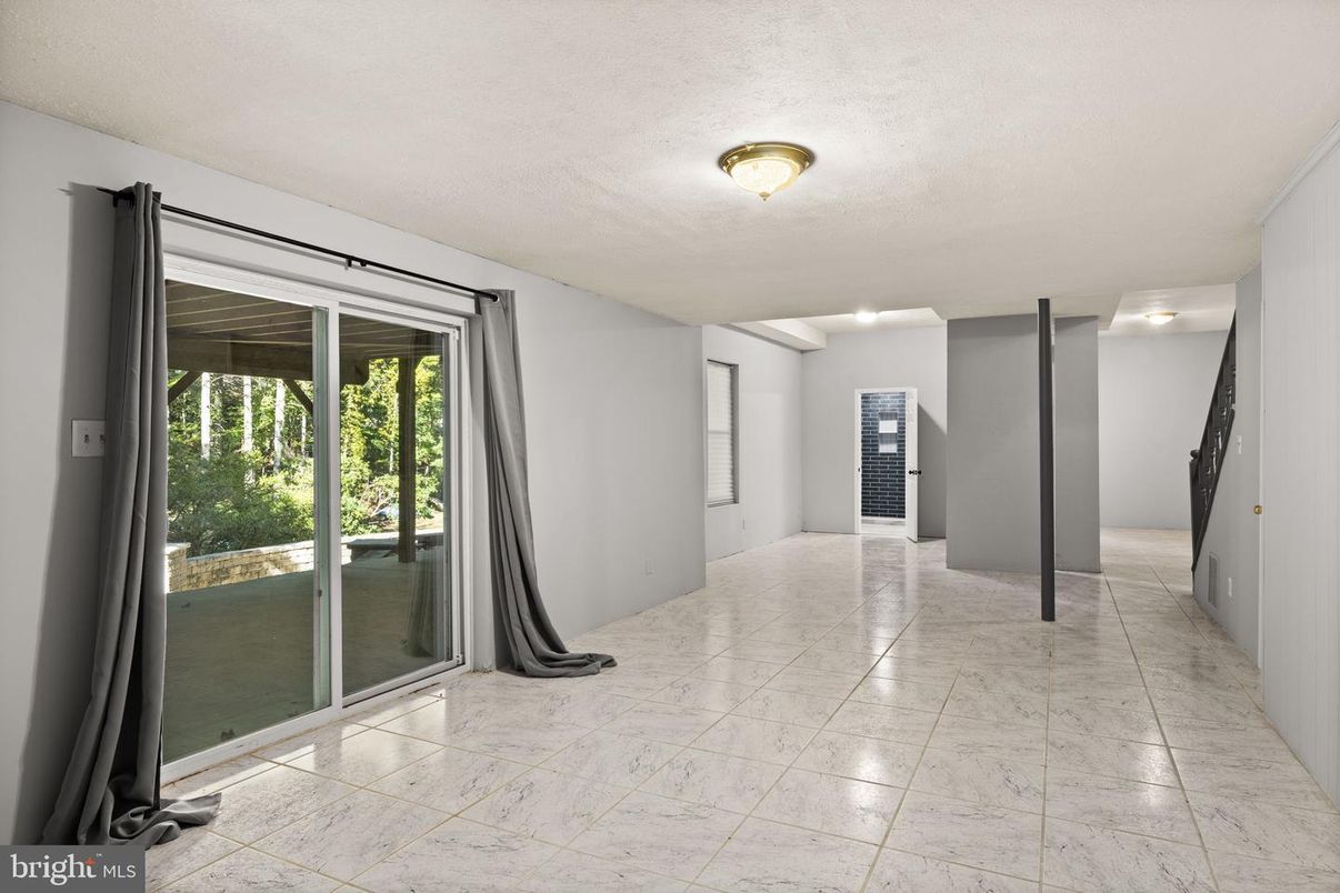 Empty room, Interior, Marble