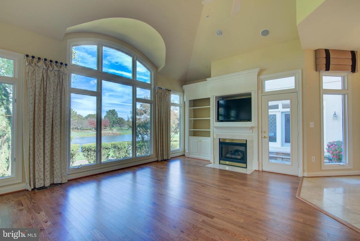 Empty room, Fireplace, Interior, Wood Texture Flooring