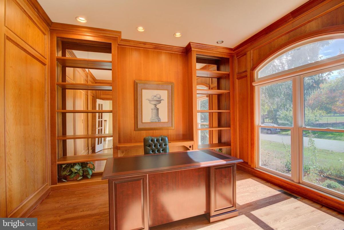 Home Office, Interior, Recessed Lighting, Wood Texture Flooring, Wooden Walls