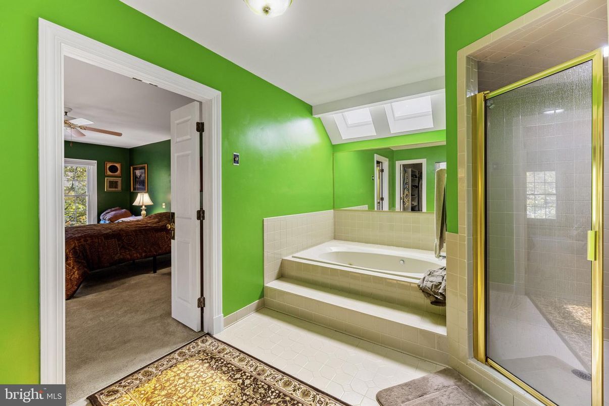 Bathroom, Bedroom, Glass Shower, Interior