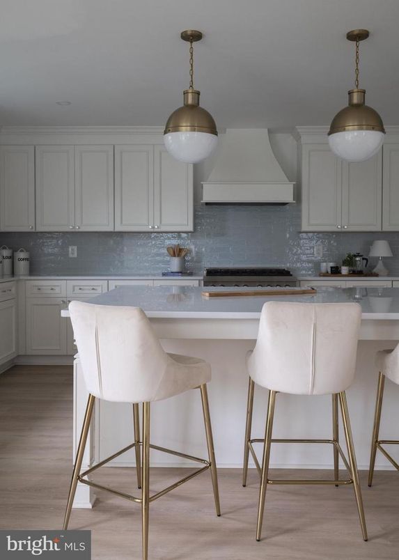 Interior, Kitchen, Pendant Lights, Wood Texture Flooring