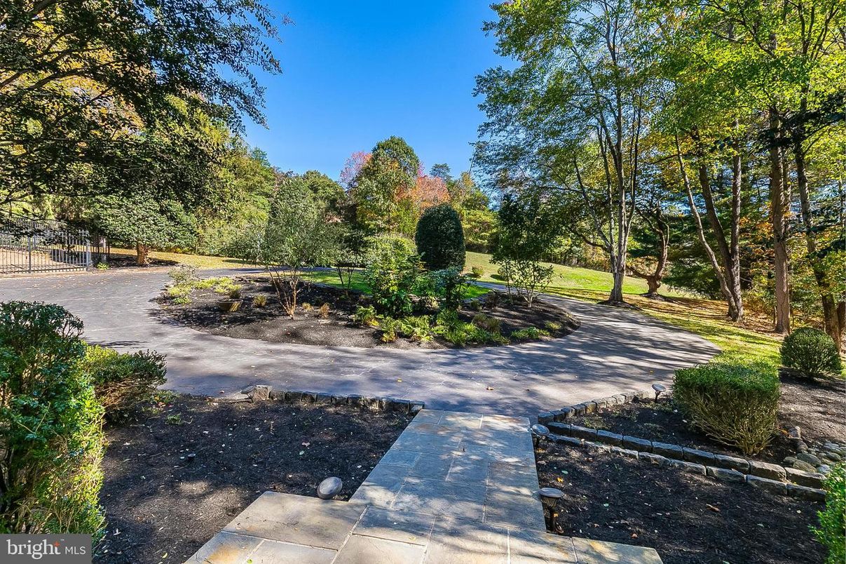 DE Listing image placeholder