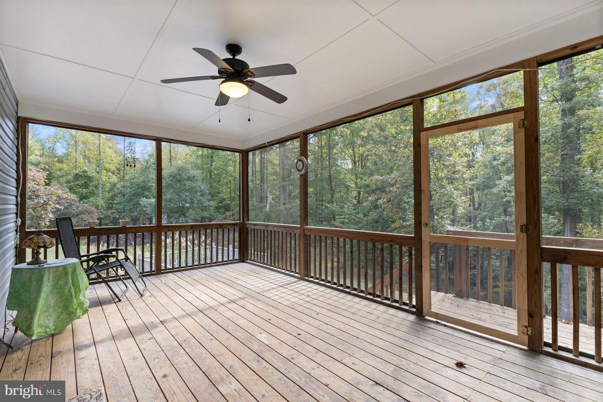 Interior, Sun Room, Wood Texture Flooring