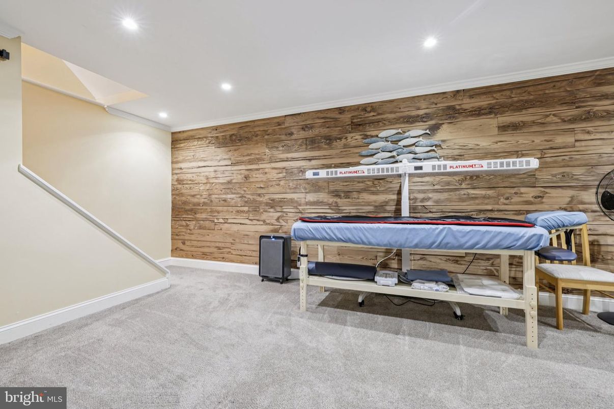 Interior, Recessed Lighting, Wooden Walls