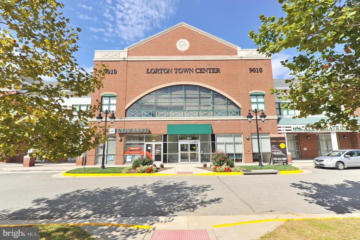 Exterior, Facade, Brick Facade, None