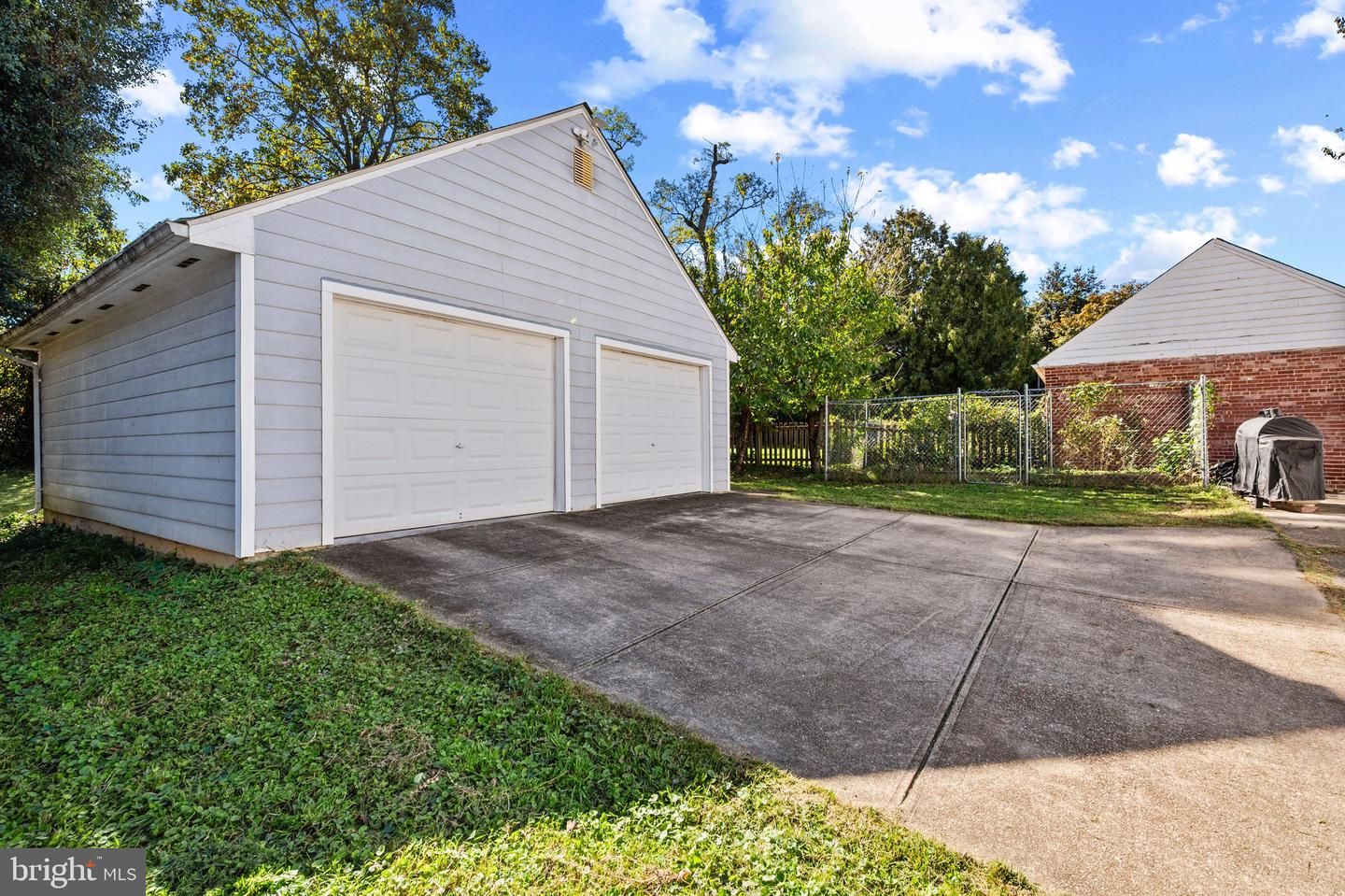 Backyard, Detached Garage, Exterior