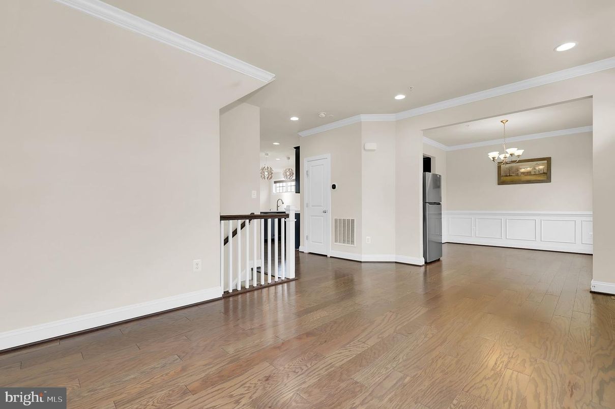 Chandelier, Empty room, Interior, Recessed Lighting, Wood Texture Flooring