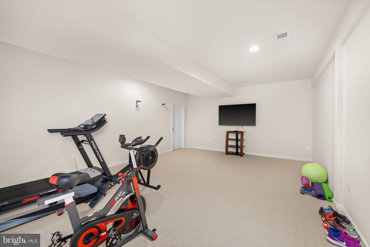 Fitness Equipment, Interior, Recessed Lighting