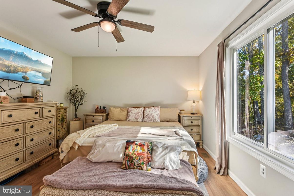 Bedroom, Interior, Wood Texture Flooring