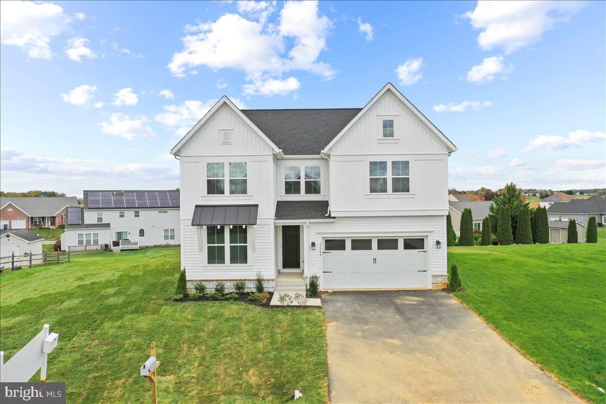 Attached, Exterior, Facade, Solar Panels, Farmhouse