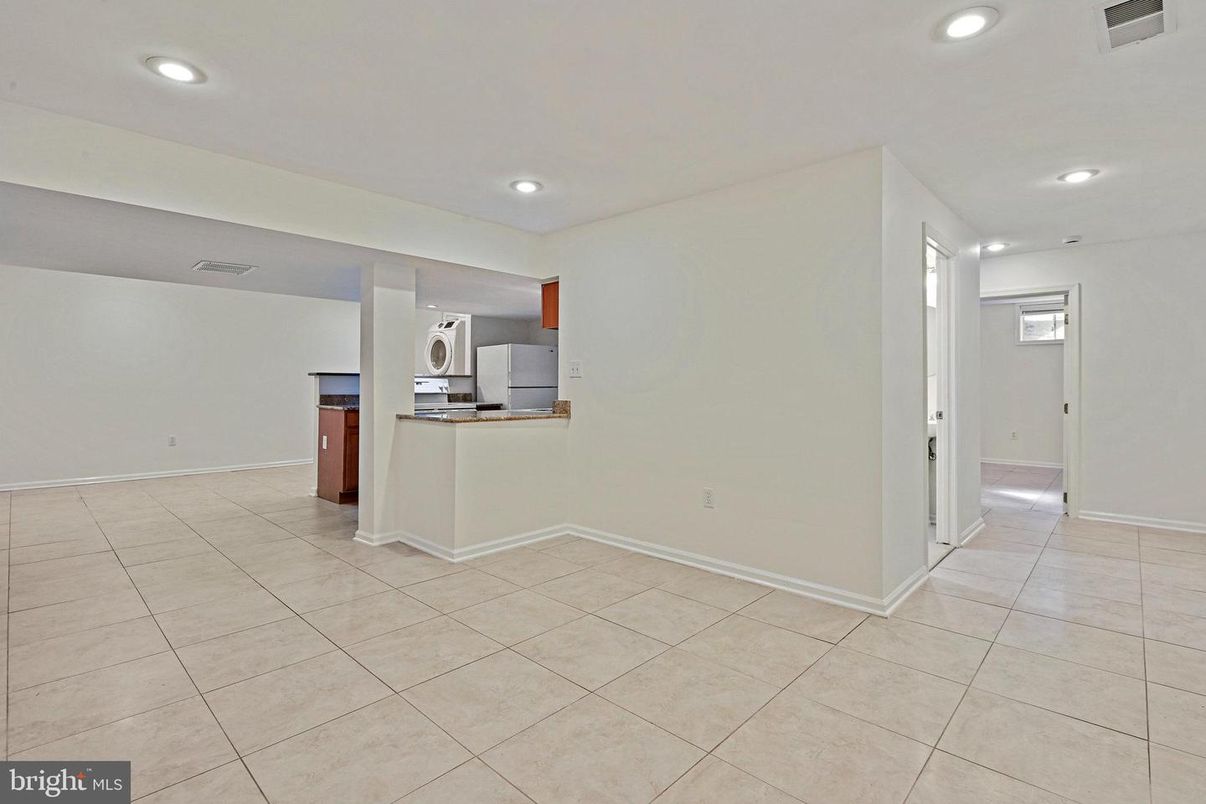 Interior, Recessed Lighting