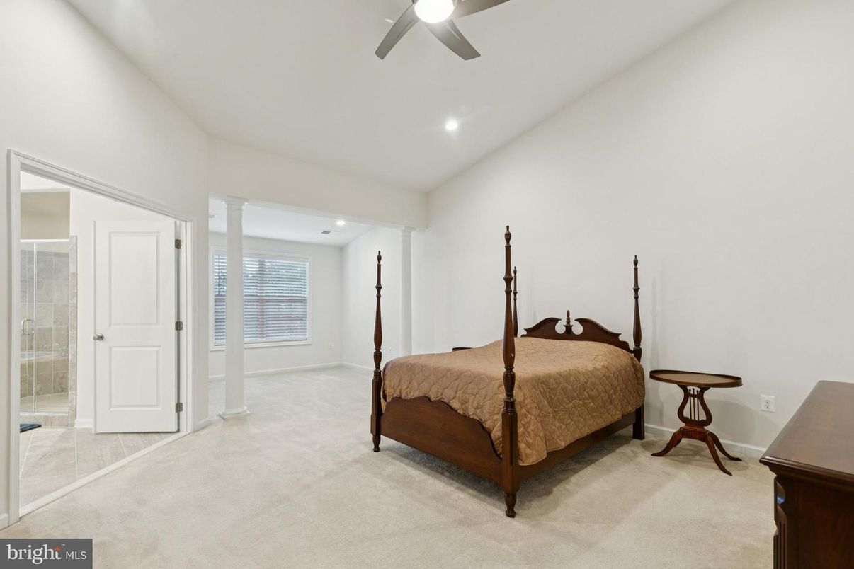 Bedroom, Interior, Recessed Lighting