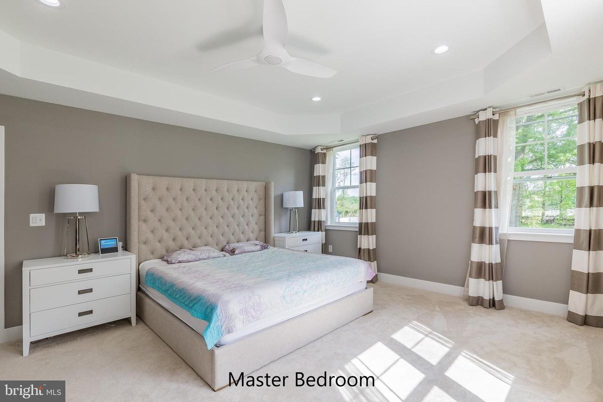 Bedroom, Interior, Recessed Lighting