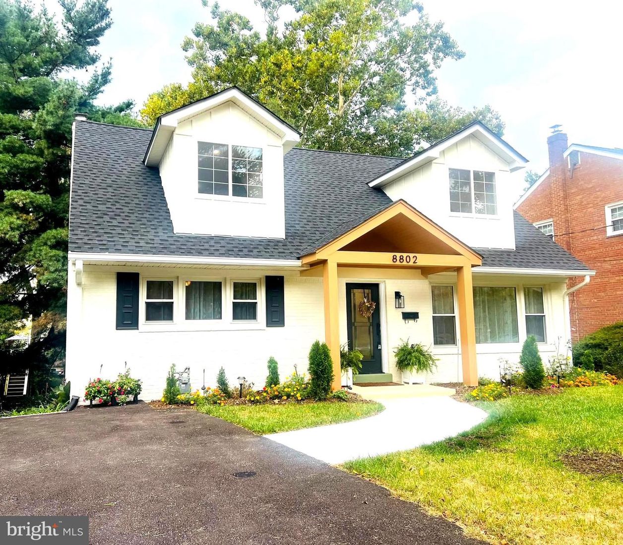 Exterior, Facade, Cape Cod