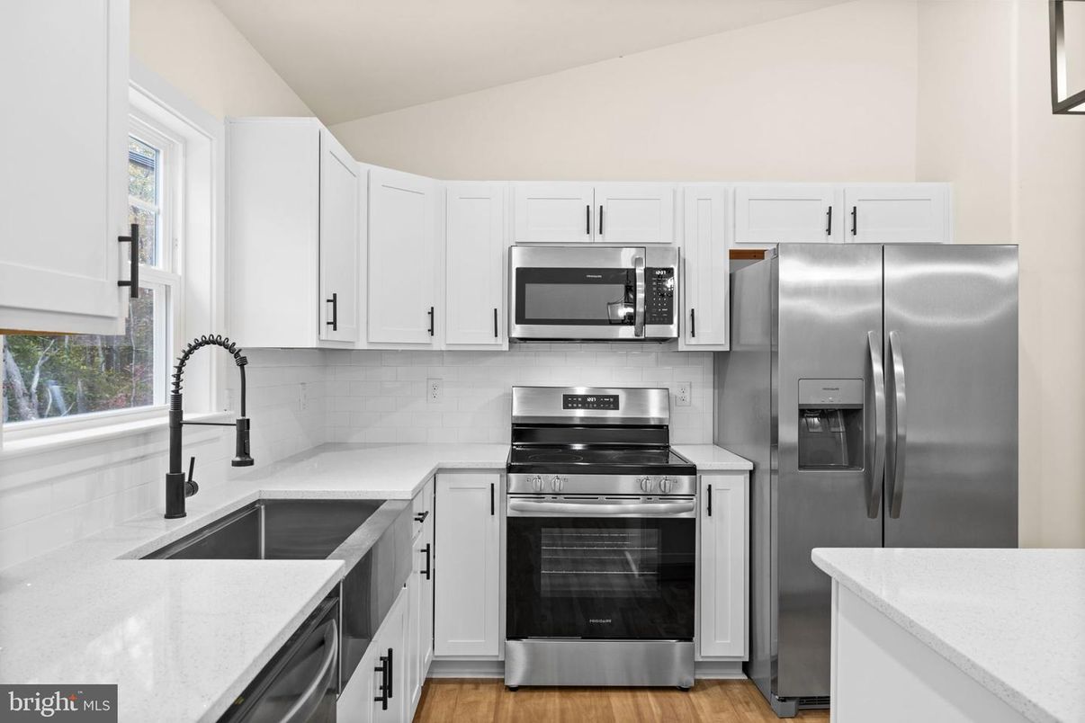 Interior, Kitchen, Stainless Steel Appliances, Wood Texture Flooring