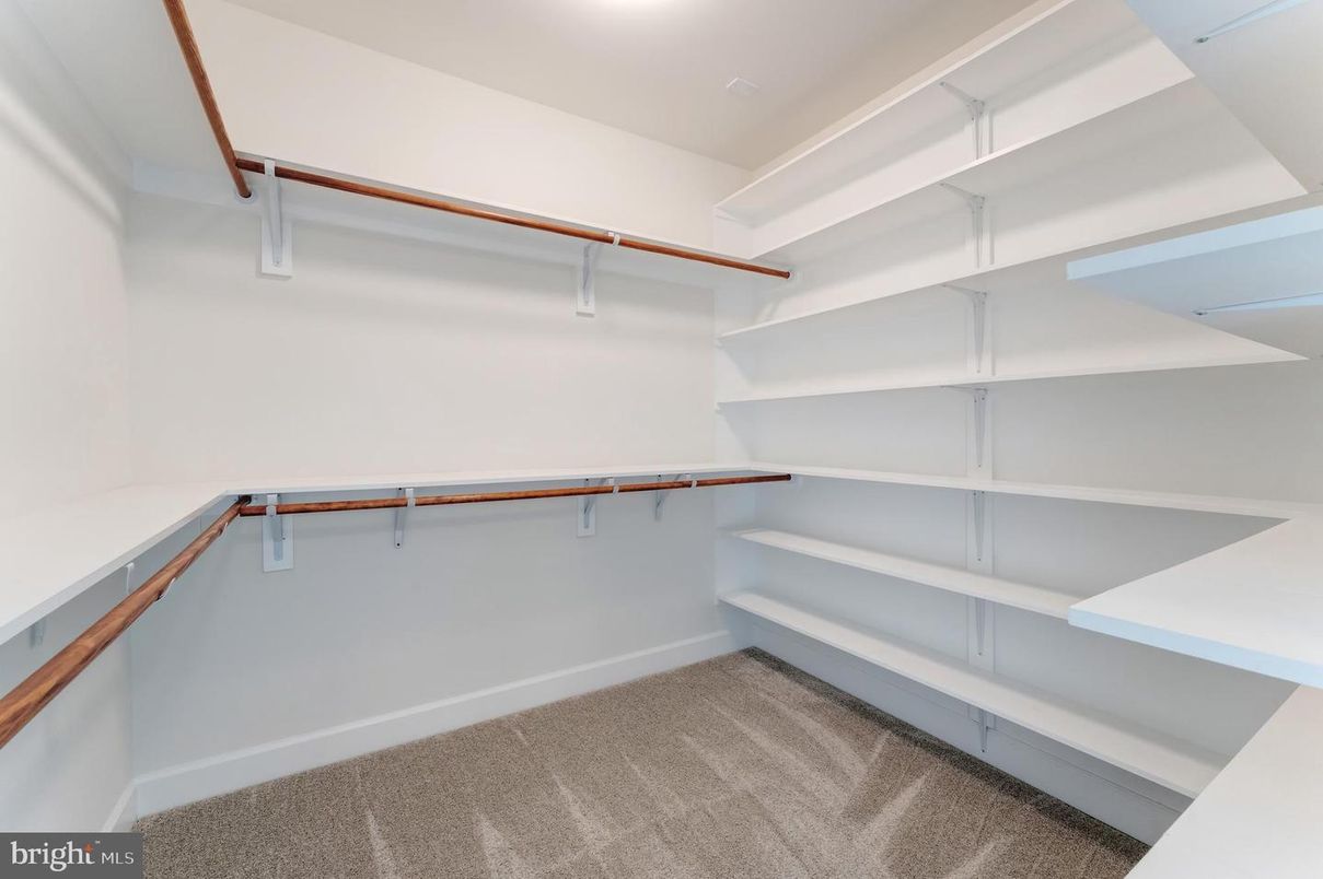 Interior, Walk-in Closets