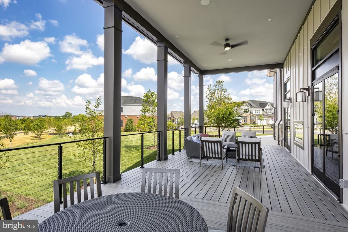 Exterior, Recessed Lighting