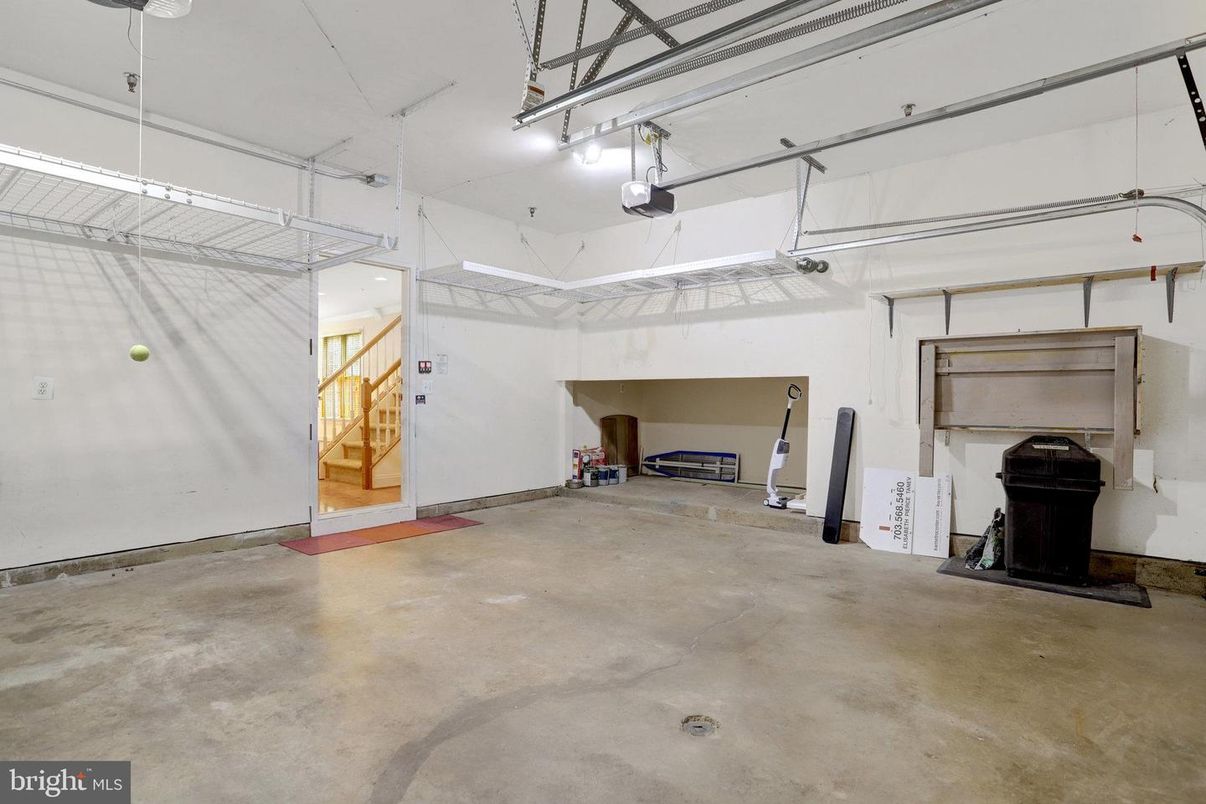 Fitness Equipment, Garage, Interior