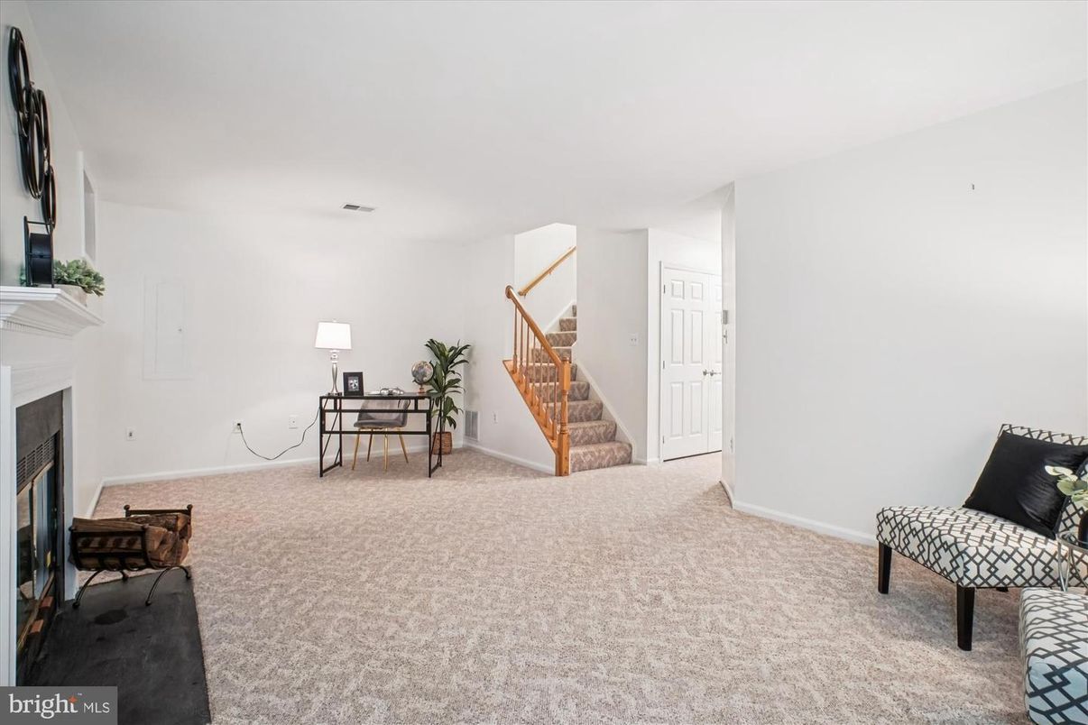 Fireplace, Home Office, Interior