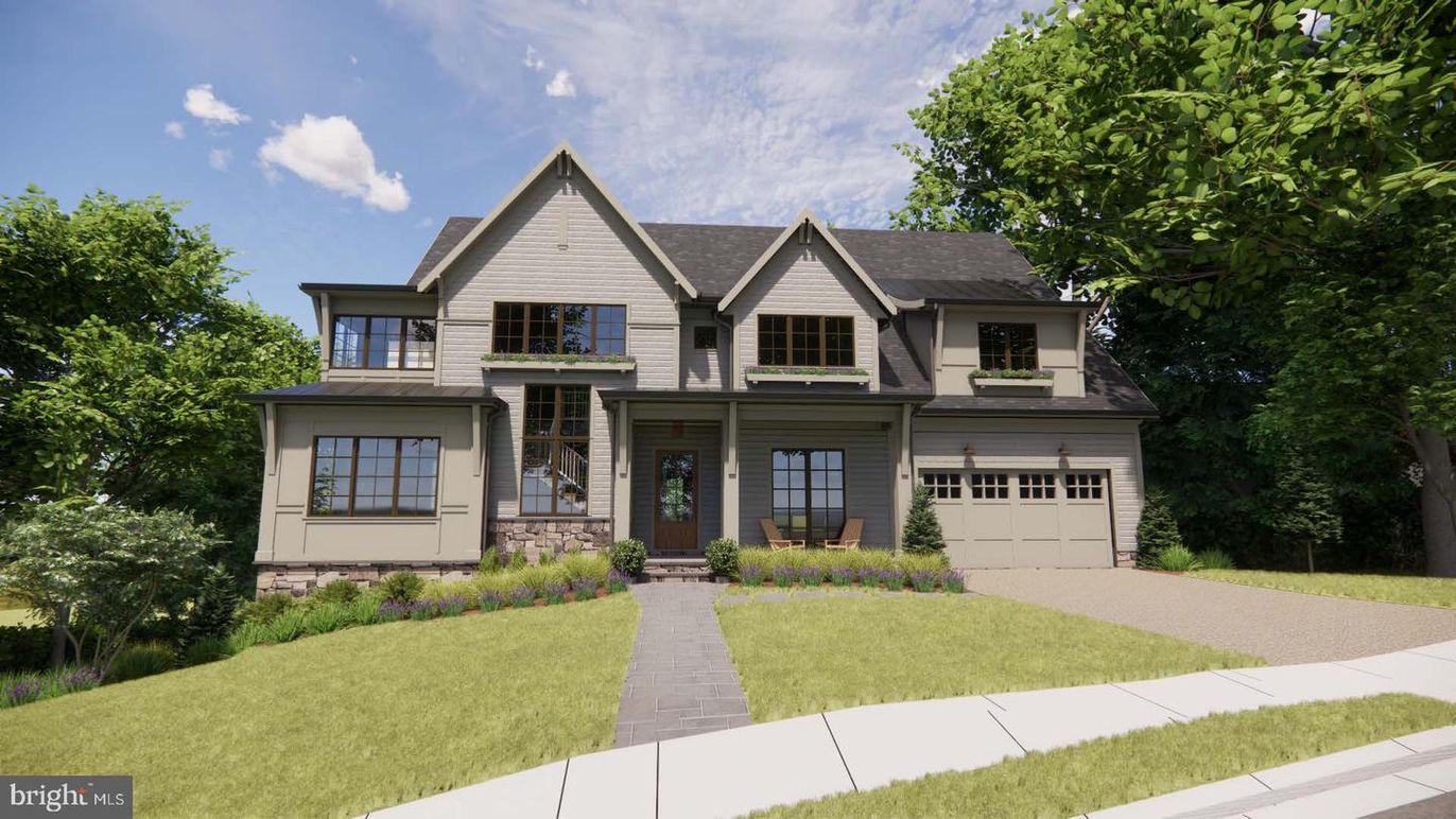 Attached, Exterior, Facade, Farmhouse