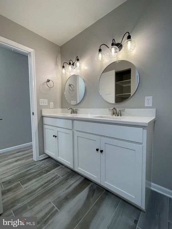 Bathroom, Dual Sink Vanities, Interior, Wood Texture Flooring