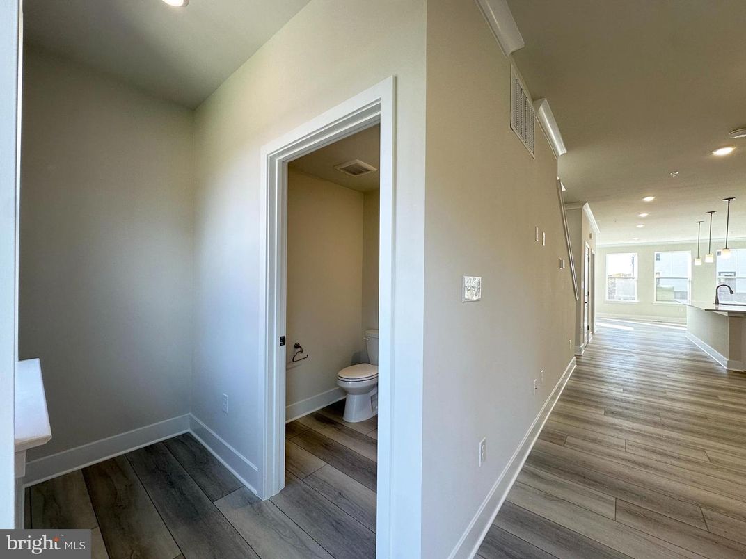 Bathroom, Interior, Pendant Lights, Recessed Lighting, Wood Texture Flooring