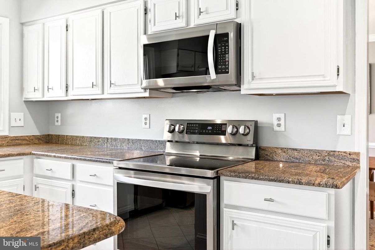 Interior, Kitchen, Stainless Steel Appliances