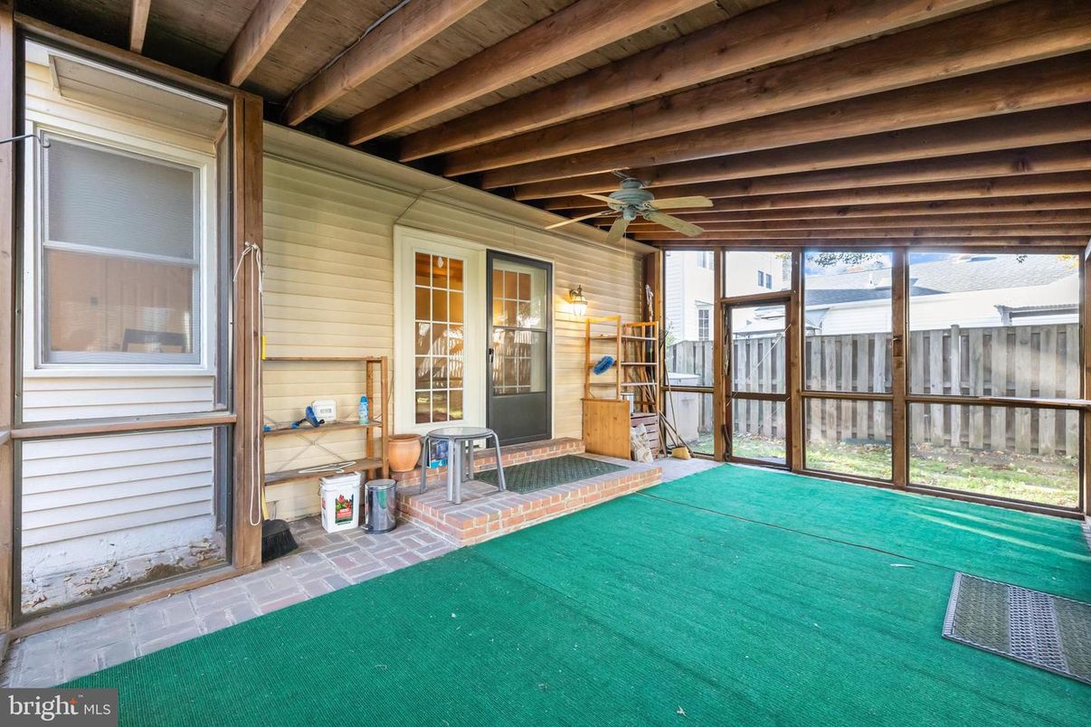 Interior, Sun Room, Wooden Beams, Wooden Ceilings