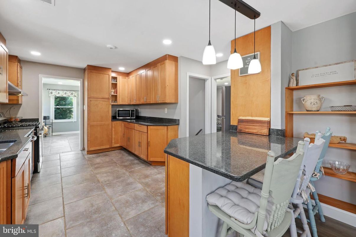 Interior, Kitchen, Pendant Lights, Recessed Lighting
