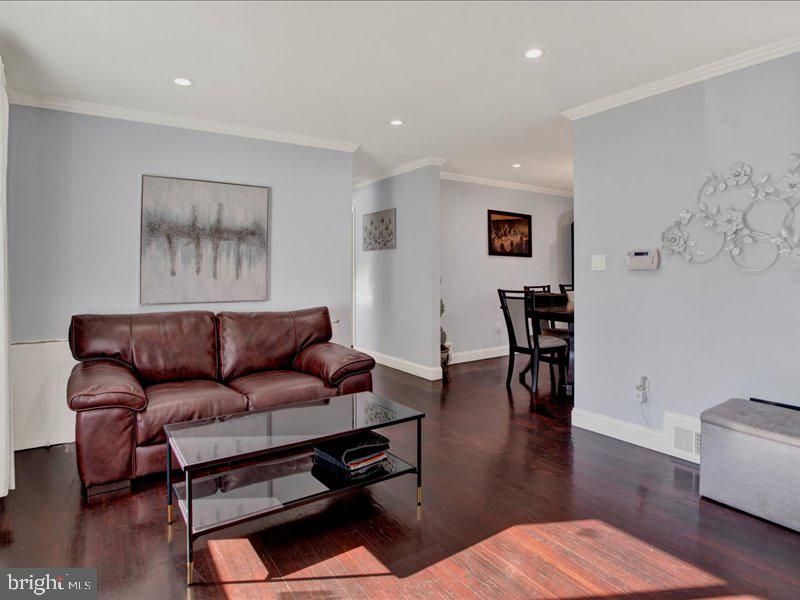 Dining room, Interior, Living room, Recessed Lighting, Wood Texture Flooring