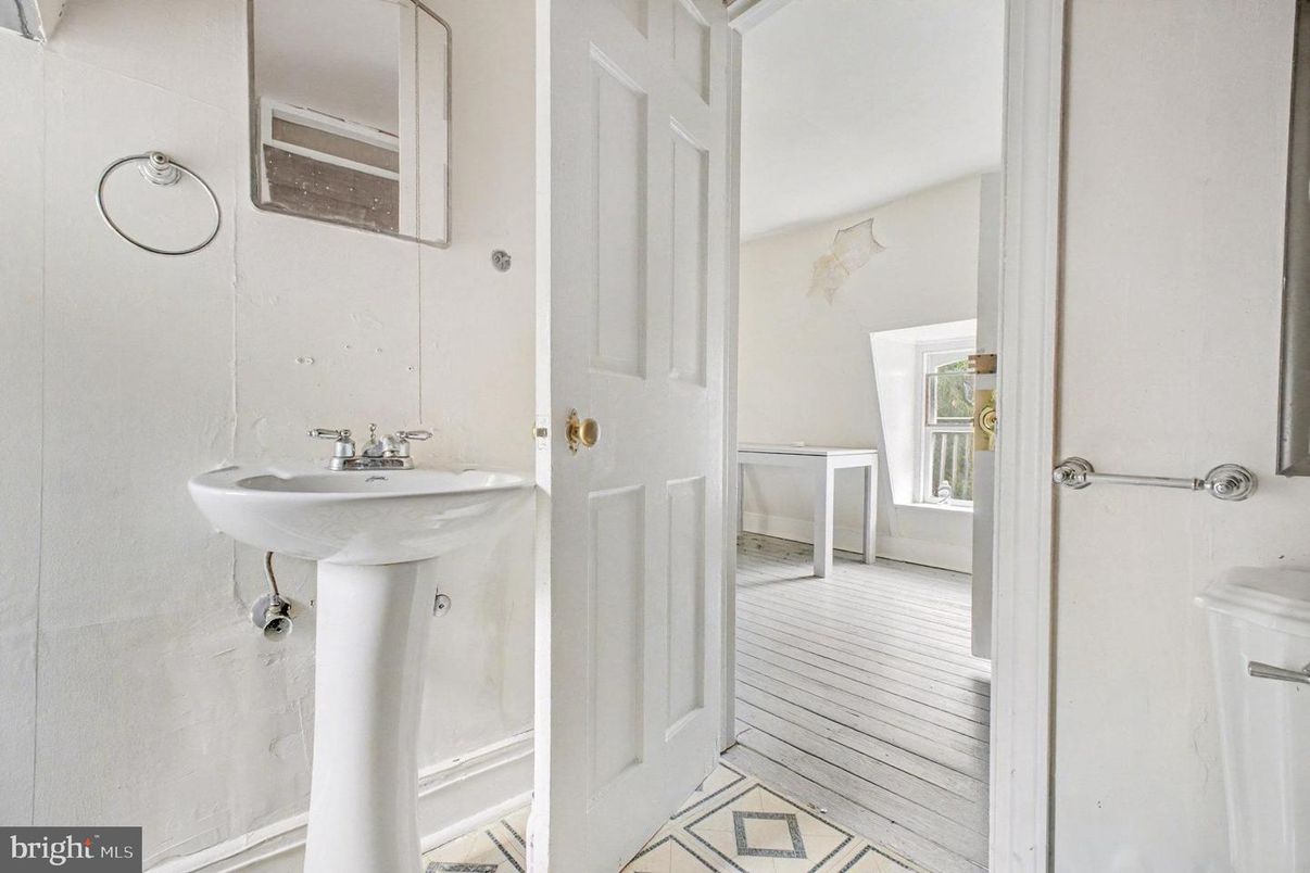 Bathroom, Interior, Wood Texture Flooring