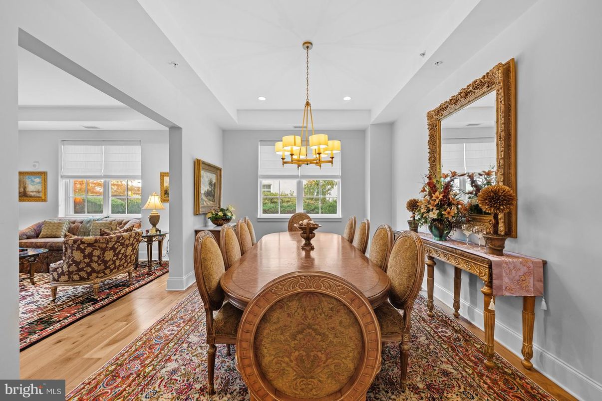 Chandelier, Dining room, Interior, Recessed Lighting, Wood Texture Flooring