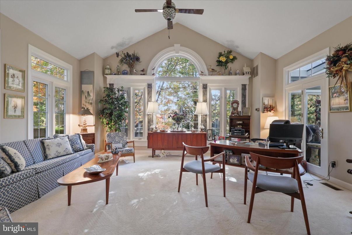 Home Office, Interior, Living room