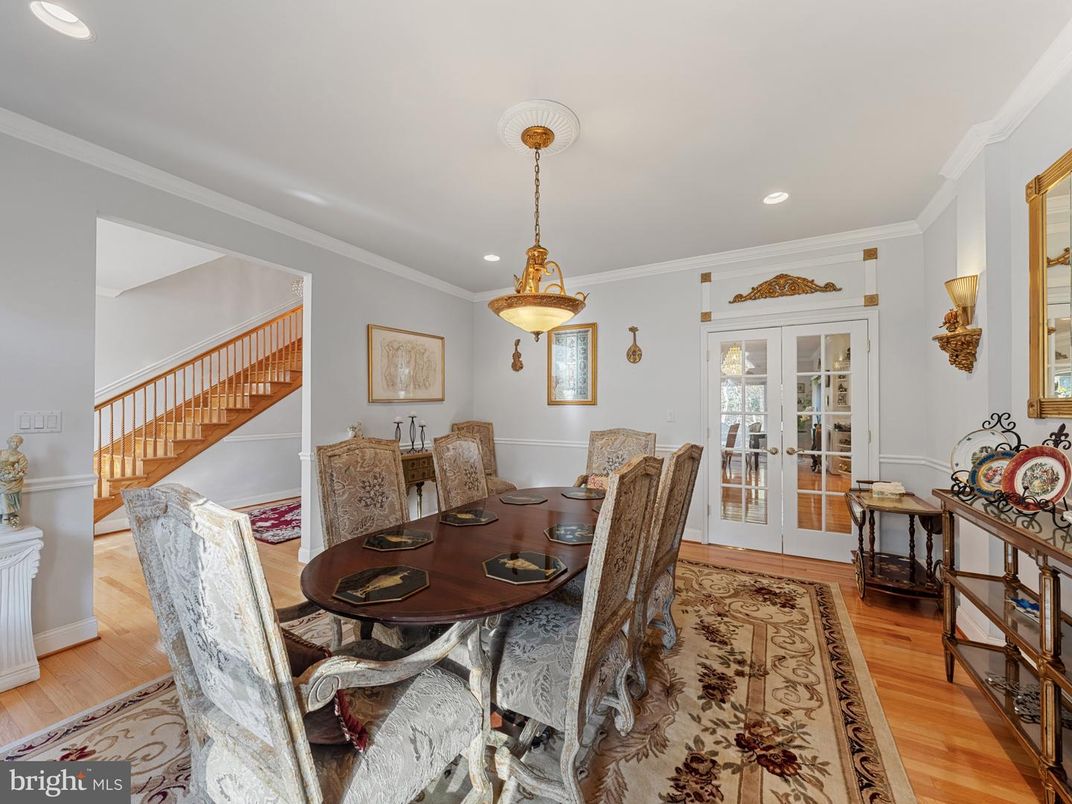 Dining room, Interior, Pendant Lights, Recessed Lighting, Wood Texture Flooring