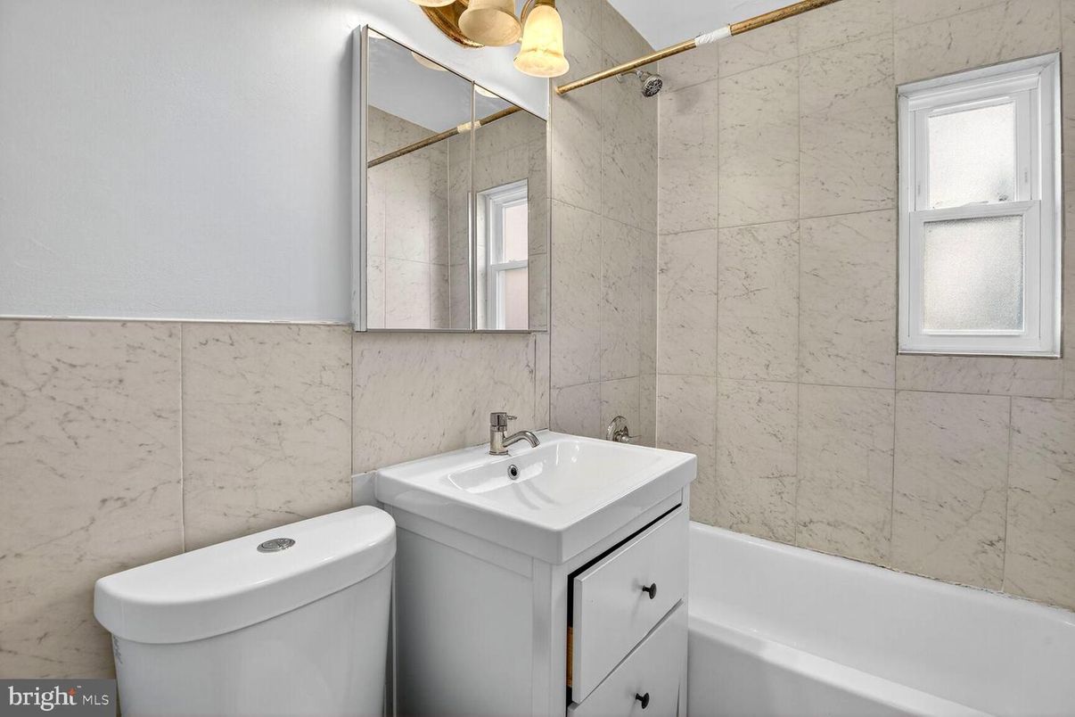 Bathroom, Interior, Marble Walls