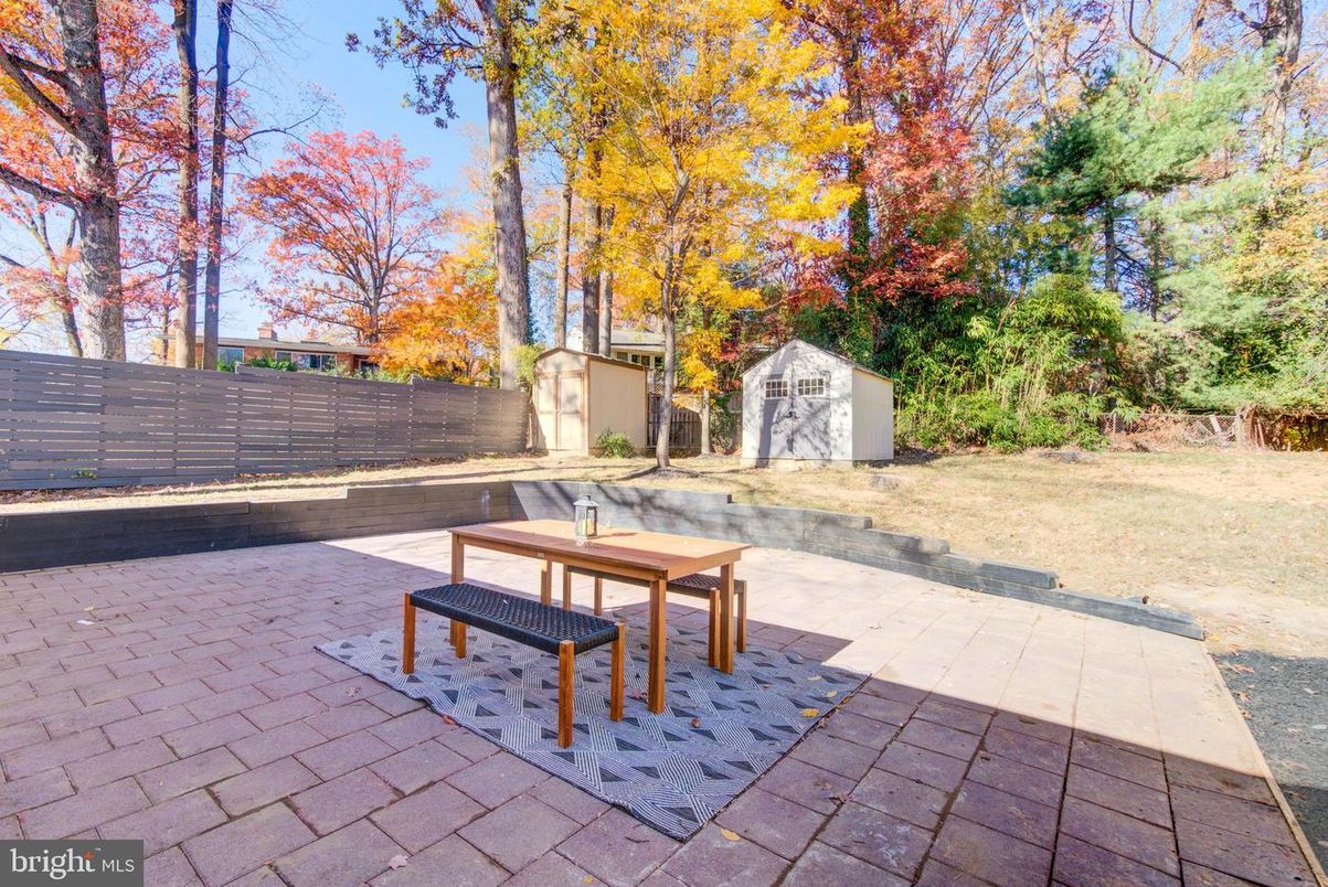 Backyard, Detached Garage, Exterior