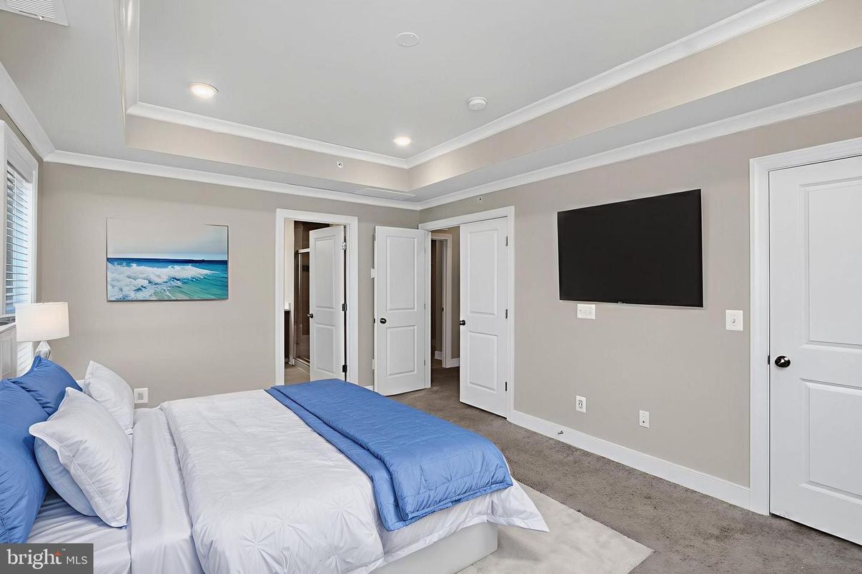 Bedroom, Interior, Recessed Lighting
