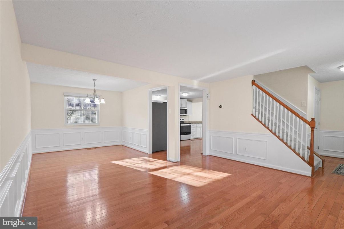 Empty room, Interior, Kitchen, Stainless Steel Appliances, Wood Texture Flooring