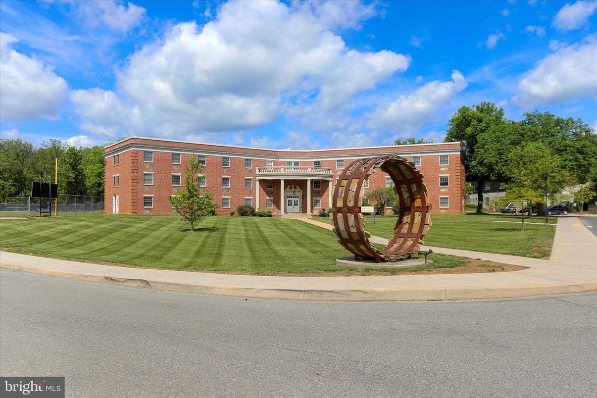 Exterior, Facade, Brick Facade, None