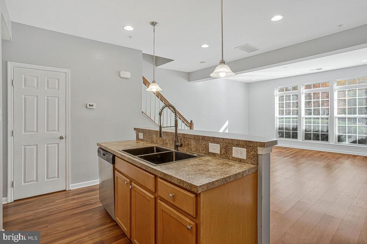 Interior, Kitchen, Pendant Lights, Recessed Lighting, Wood Texture Flooring