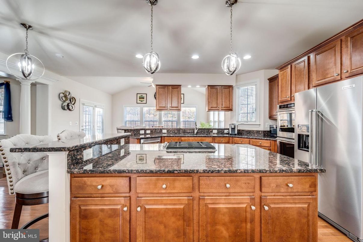 Interior, Kitchen, Pendant Lights, Recessed Lighting, Wood Texture Flooring