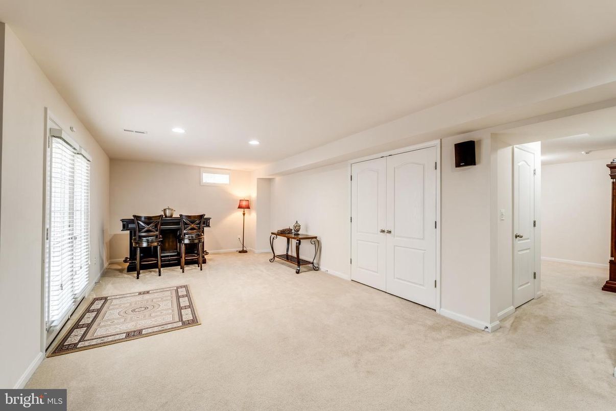 Interior, Recessed Lighting