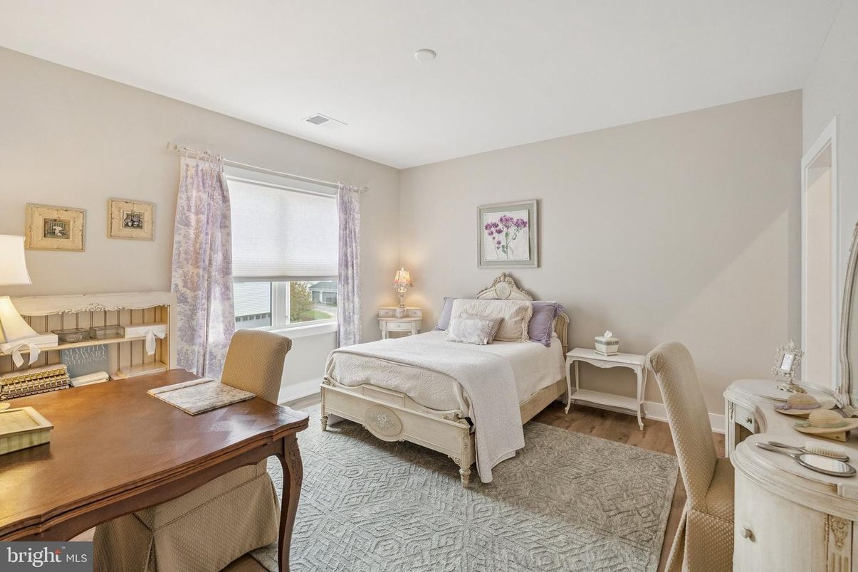 Bedroom, Home Office, Interior, Wood Texture Flooring