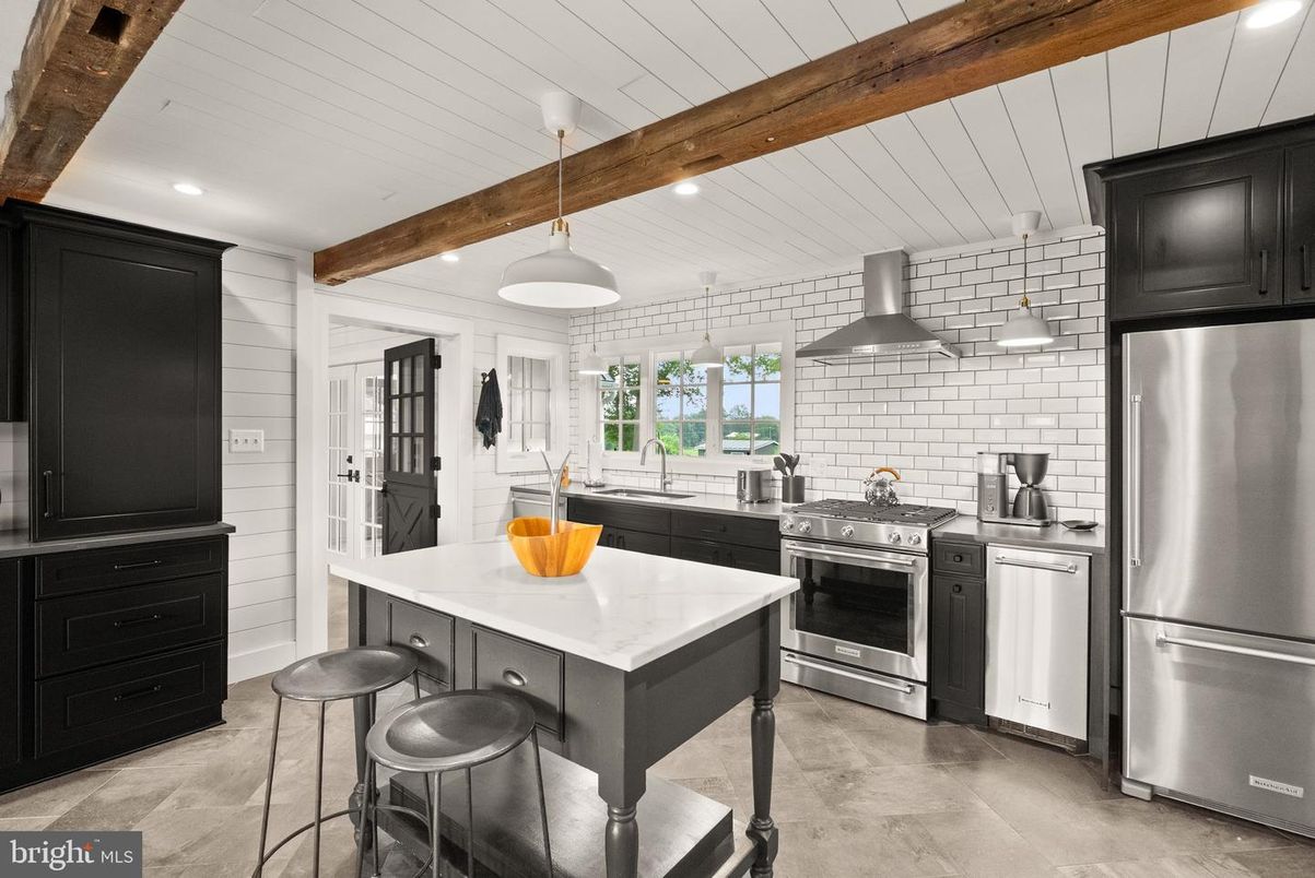 Interior, Kitchen, Pendant Lights, Recessed Lighting, Stainless Steel Appliances, Wooden Beams