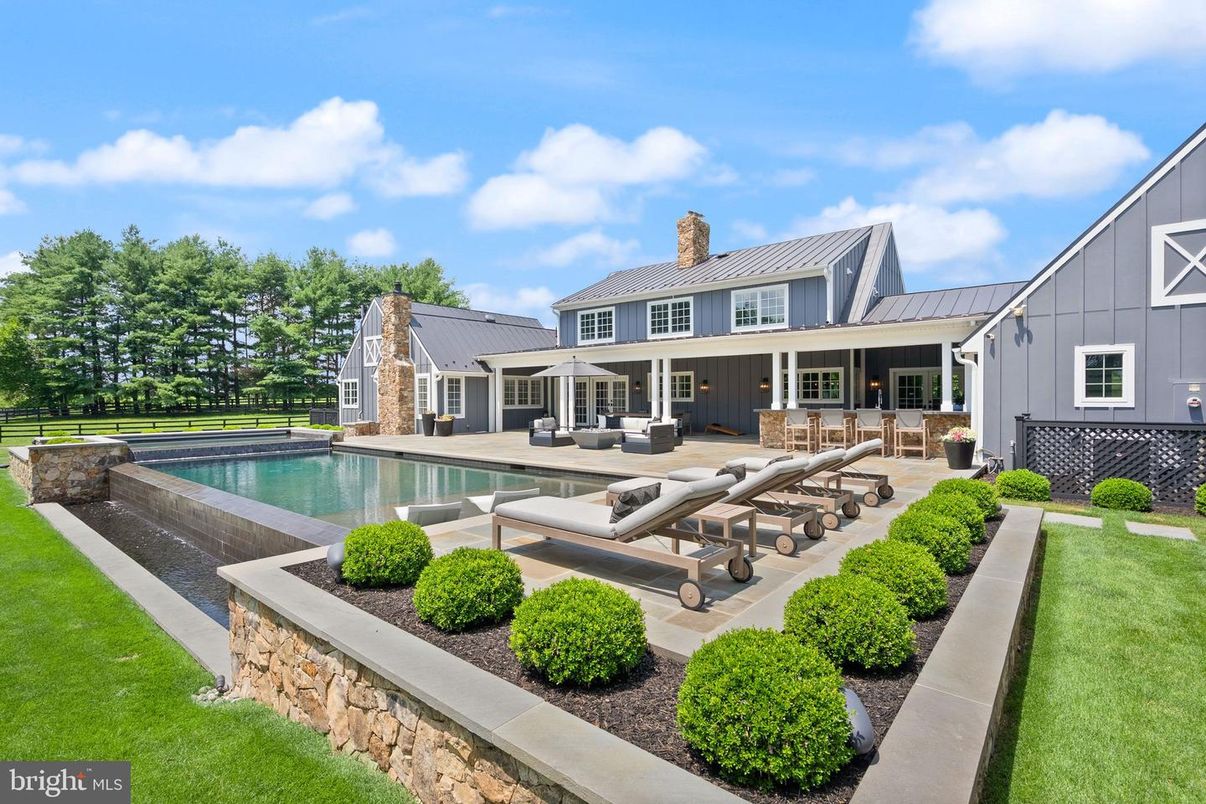 Exterior, Pool, Solar Panels