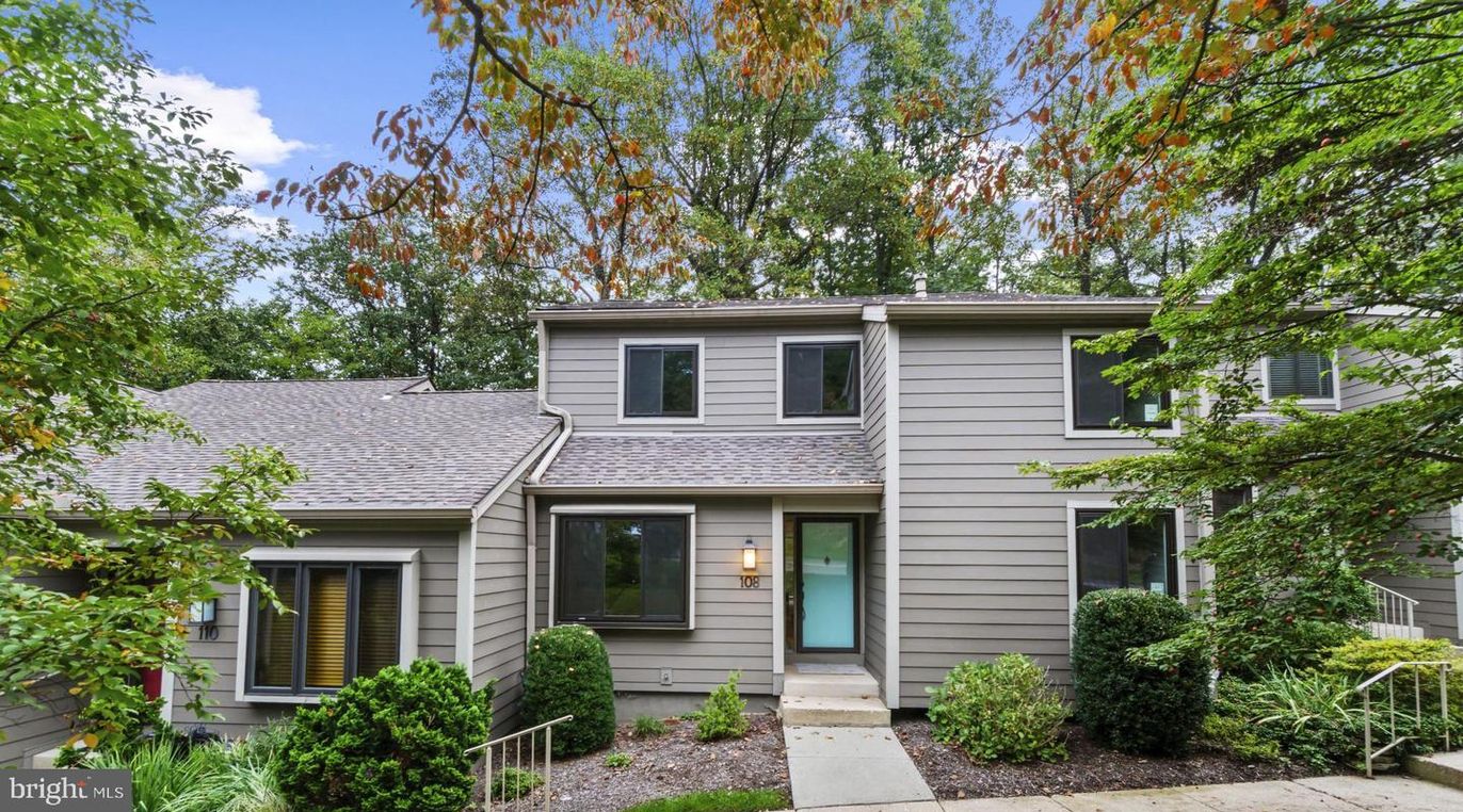 Exterior, Facade, Cape Cod