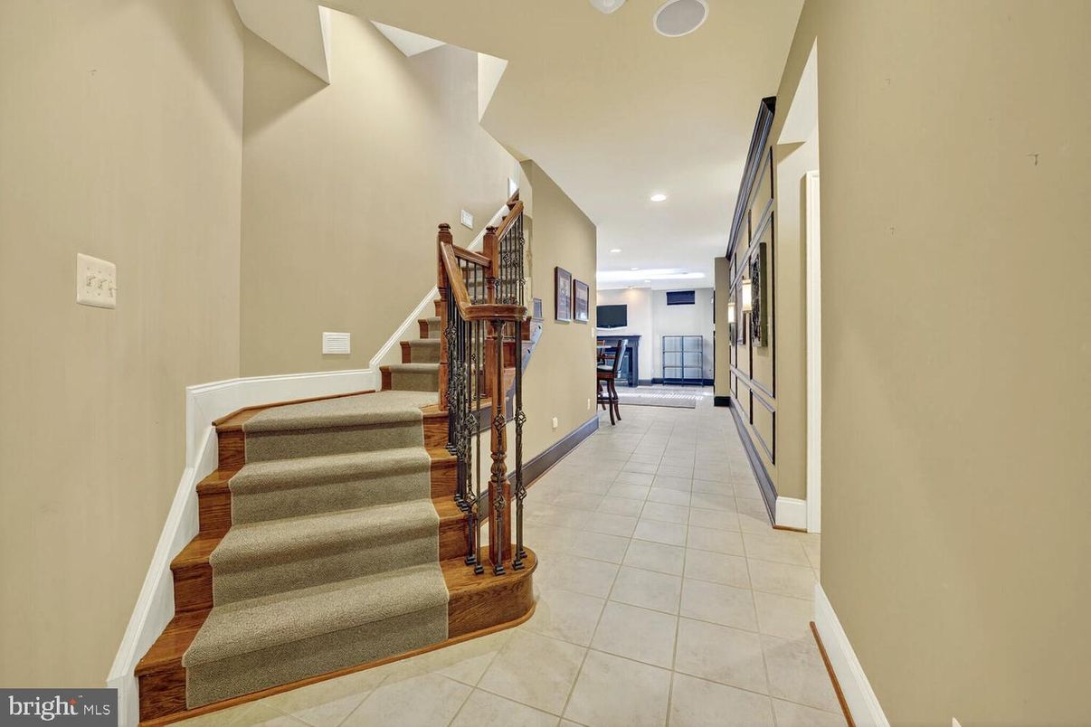 Interior, Recessed Lighting