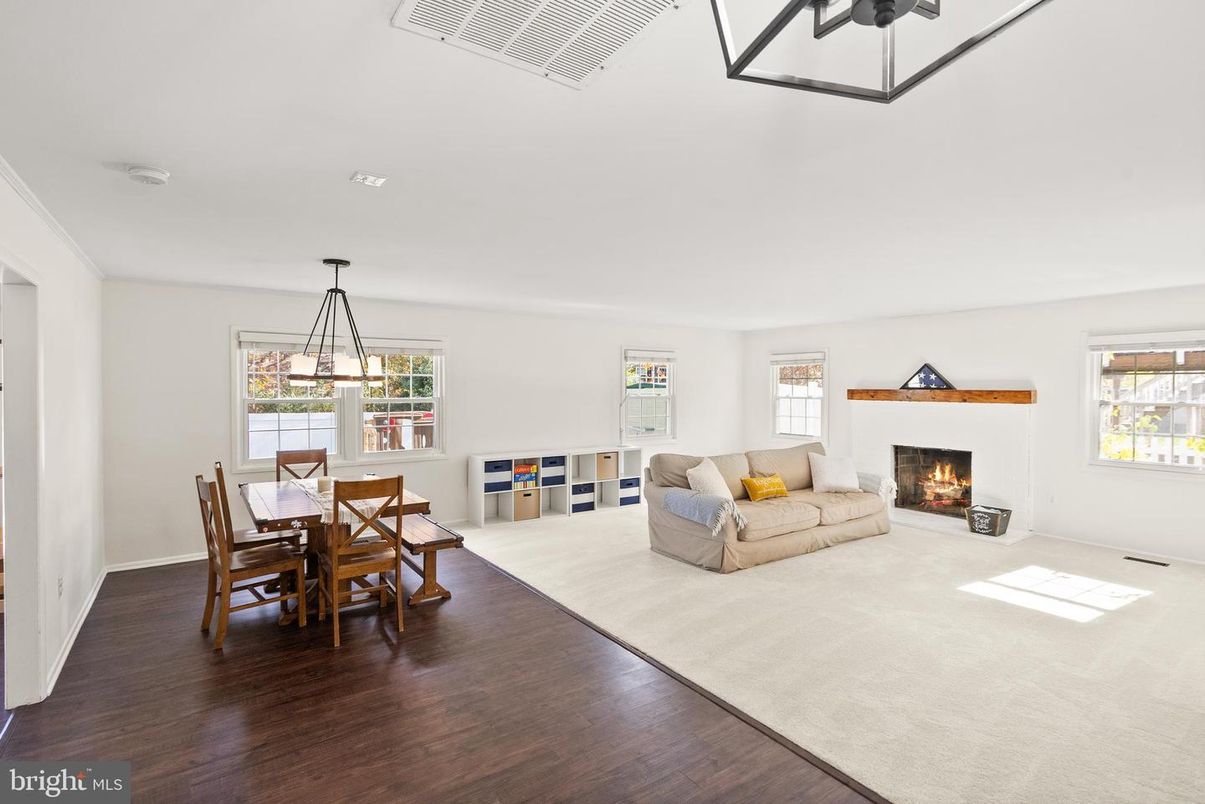 Dining room, Fireplace, Interior, Living room, Pendant Lights, Wood Texture Flooring