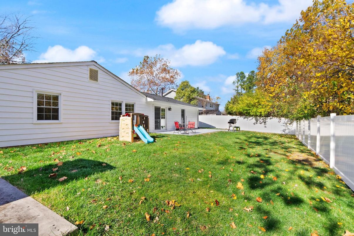 Backyard, Exterior, Playground